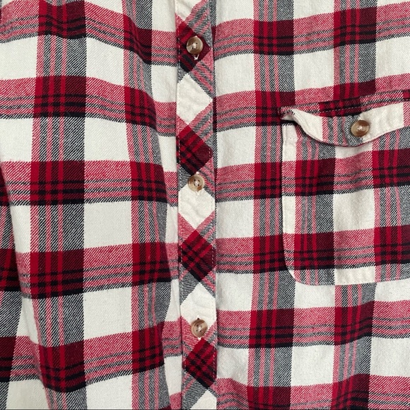 BDG | Boyfriend Fit Red and White Plaid Flannel - Picture 6 of 14